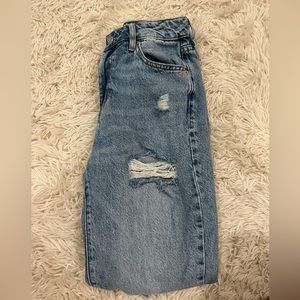 pacsun women’s distress mom jeans